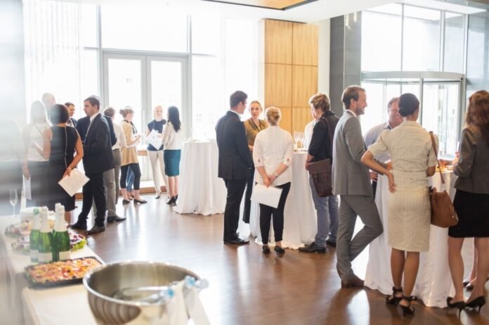 How to organize a corporate event